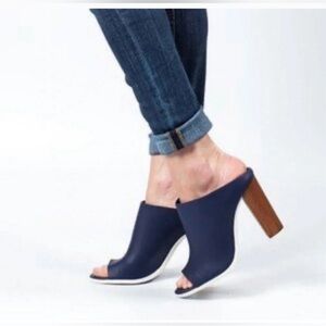 Vince Allison Open-Toe Navy Blue Leather High Wooden Block Heel Mules Size 6.5